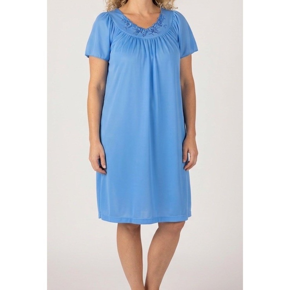 Shadowline Nightgown 2X Sapphire Blue Nylon Embroidered Floral Yoke Petals 19825